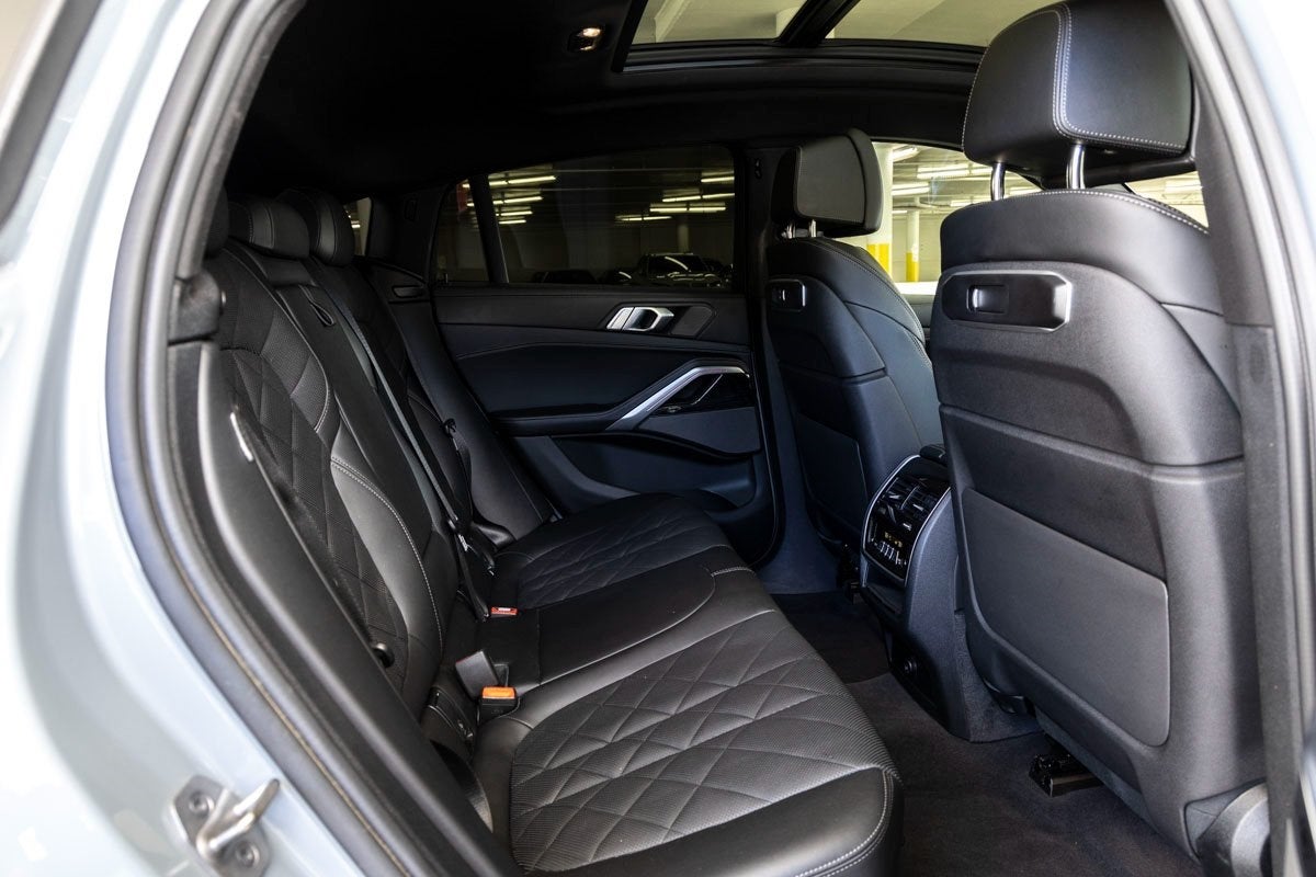 2024 BMW X6 xDrive40i