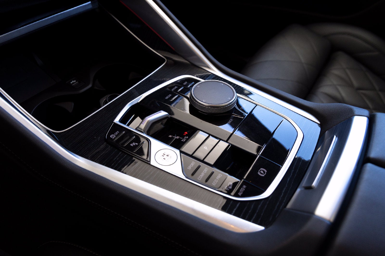 2024 BMW X6 xDrive40i