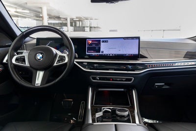 2025 BMW X6 xDrive40i