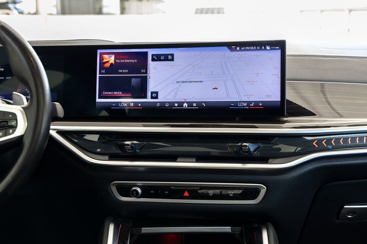 2025 BMW X6 xDrive40i