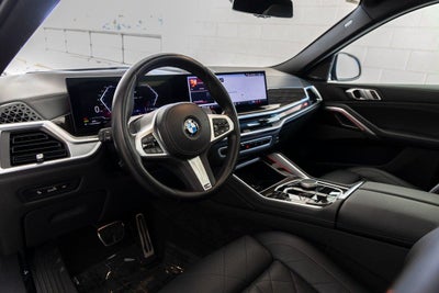 2025 BMW X6 xDrive40i