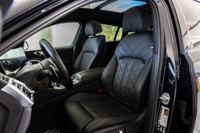 2025 BMW X6 xDrive40i