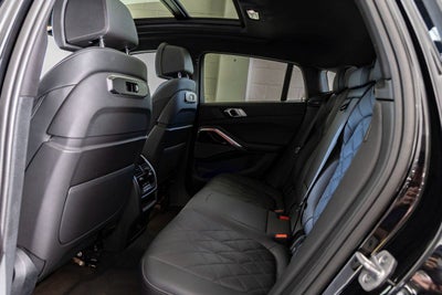 2025 BMW X6 xDrive40i