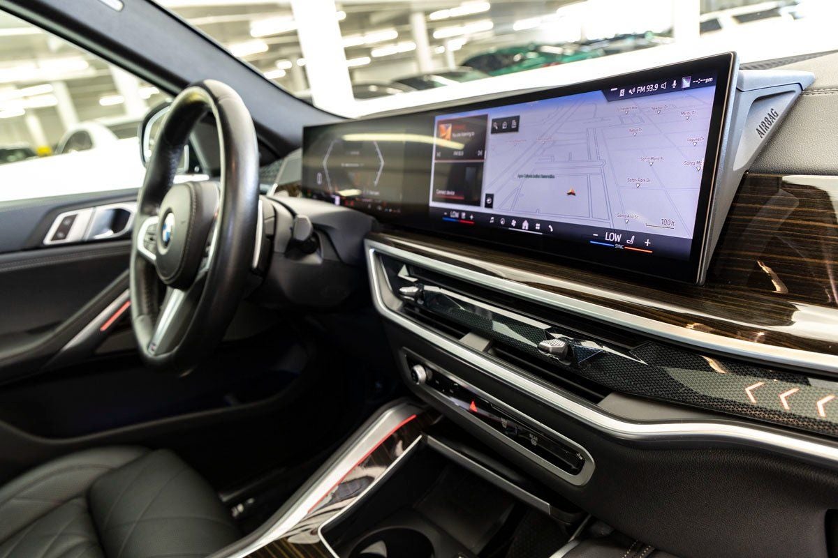 2025 BMW X6 xDrive40i