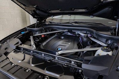 2025 BMW X6 xDrive40i