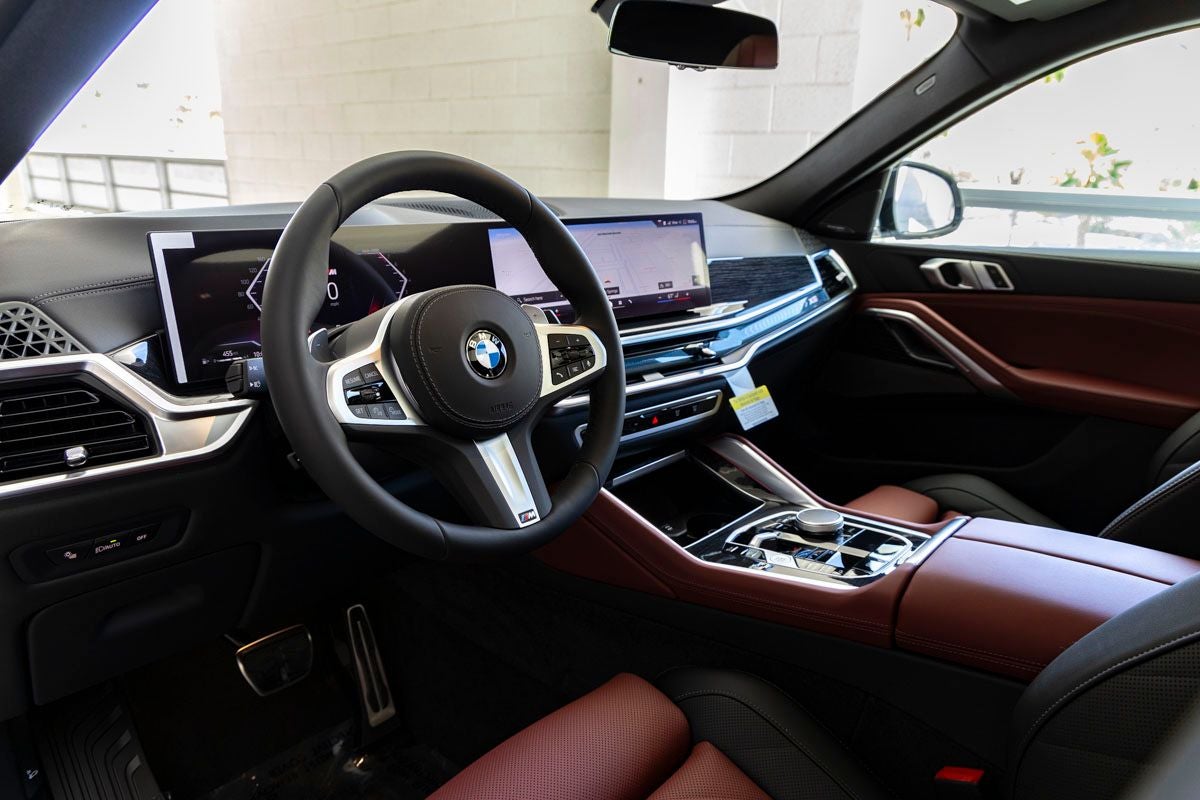 2026 BMW X6 xDrive40i