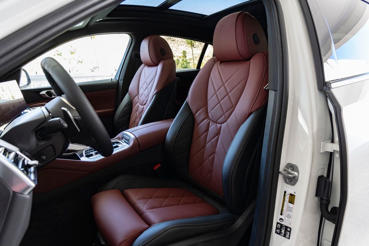 2026 BMW X6 xDrive40i