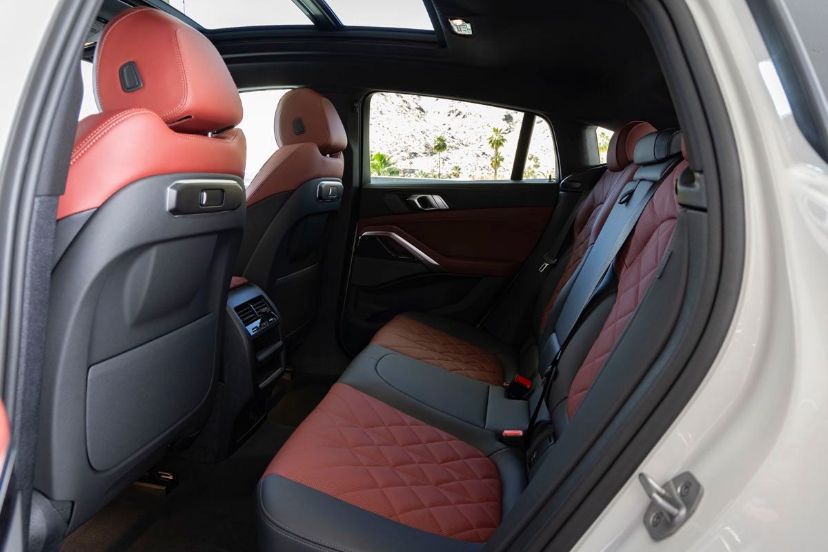2026 BMW X6 xDrive40i