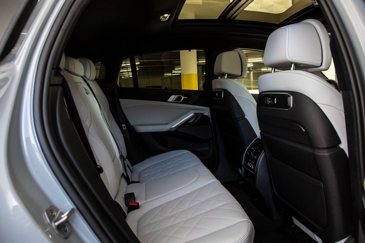 2026 BMW X6 xDrive40i