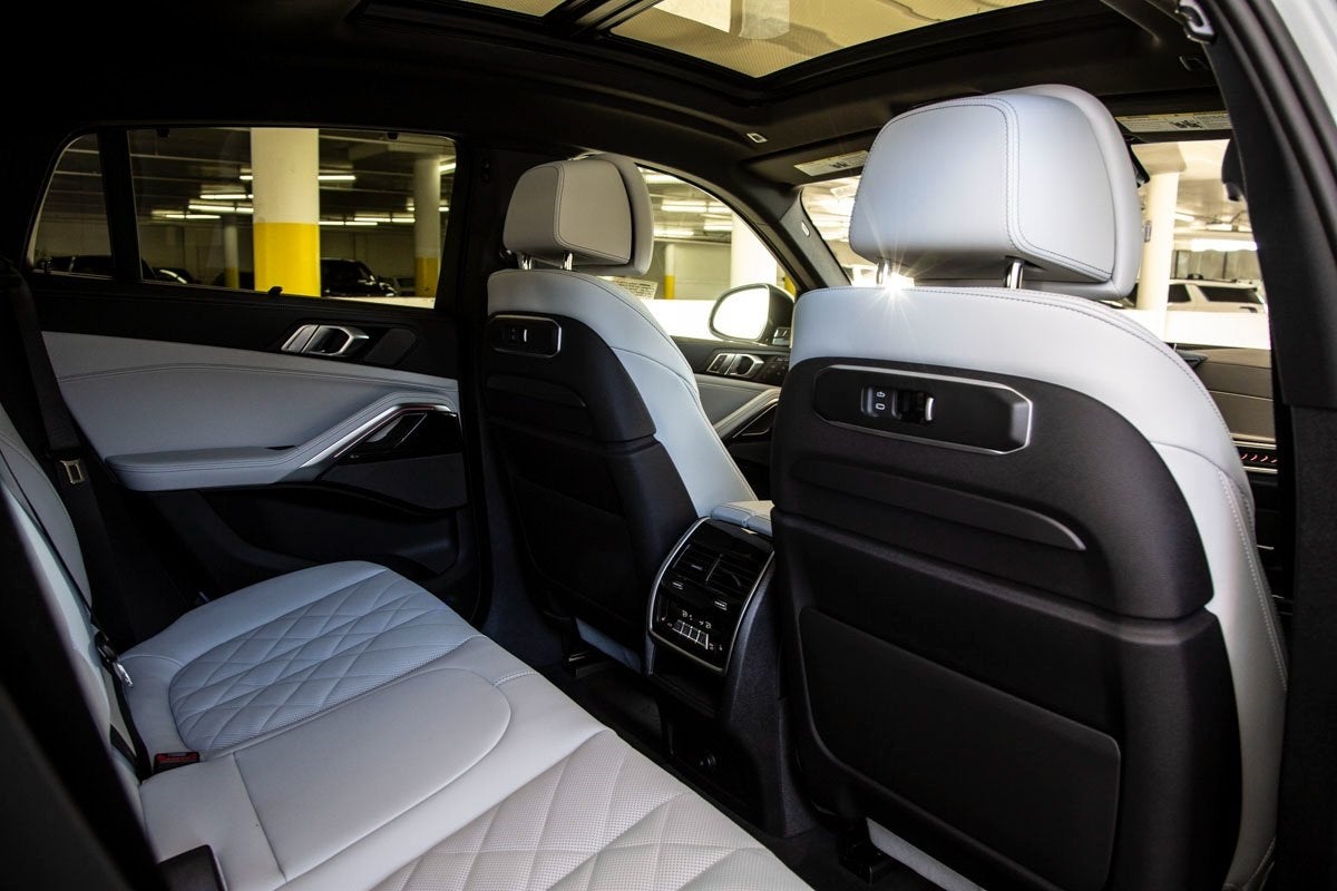 2026 BMW X6 xDrive40i