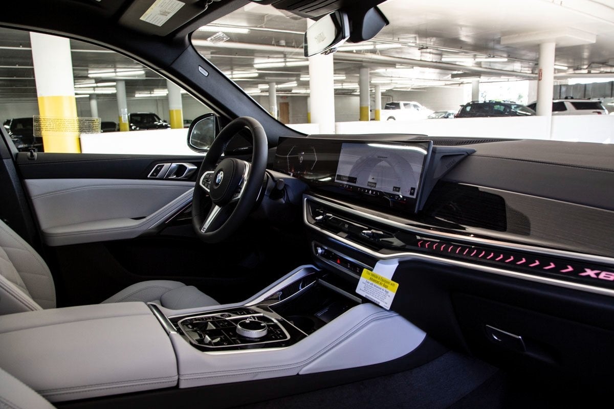 2026 BMW X6 xDrive40i