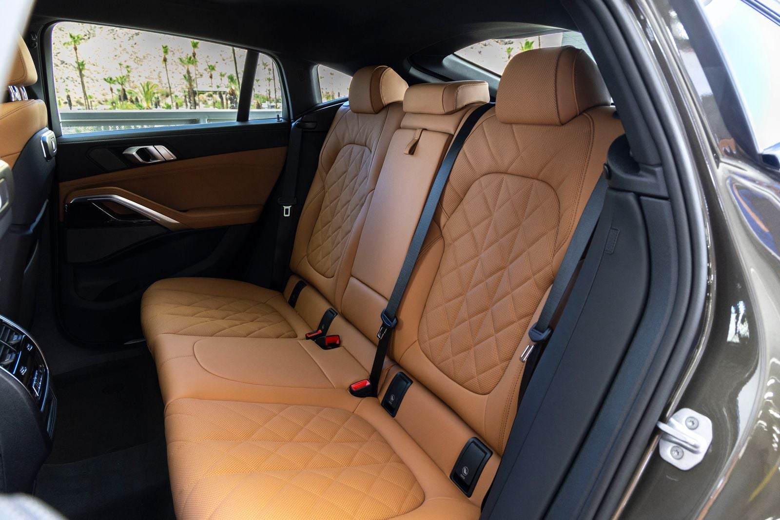 2027 BMW X6 xDrive40i