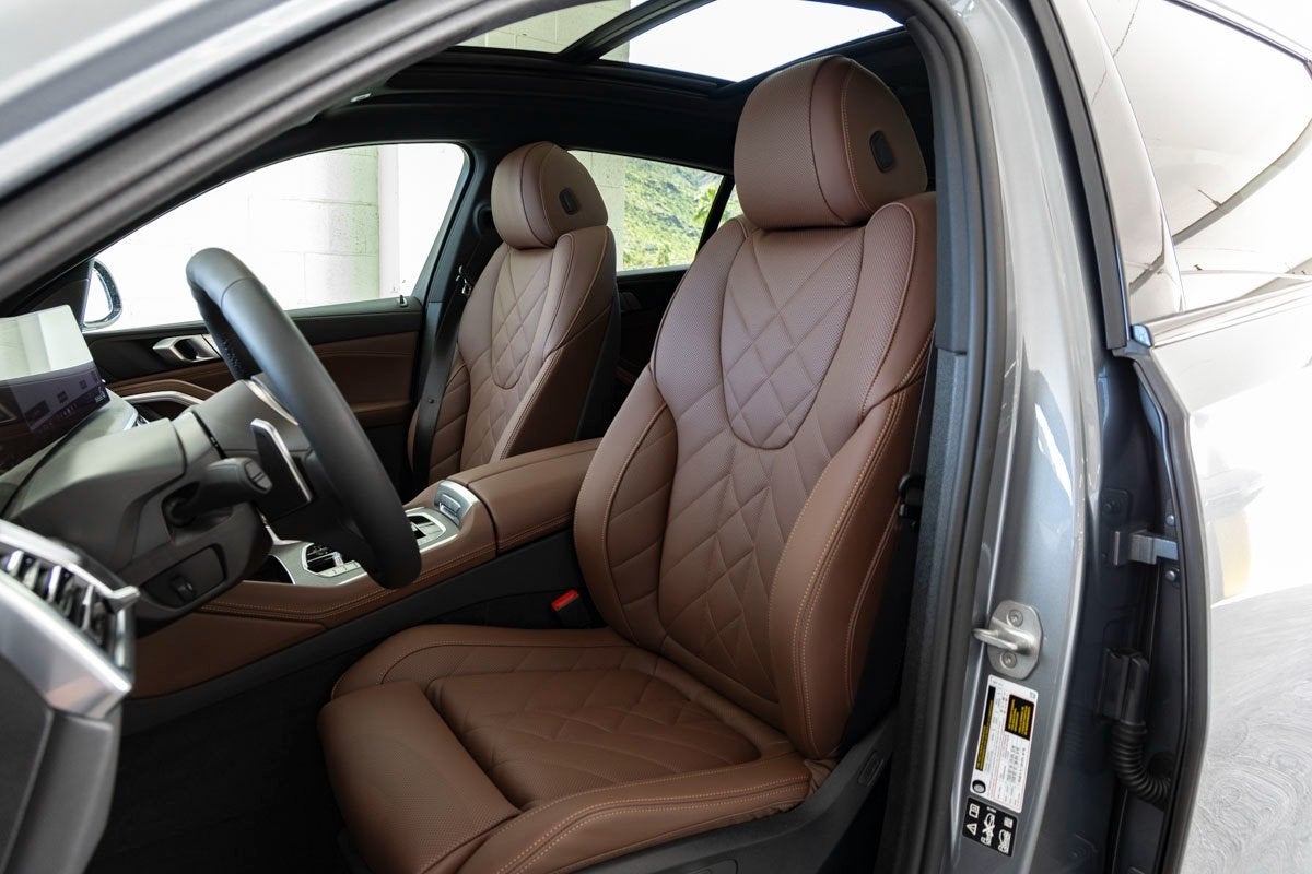 2026 BMW X6 xDrive40i