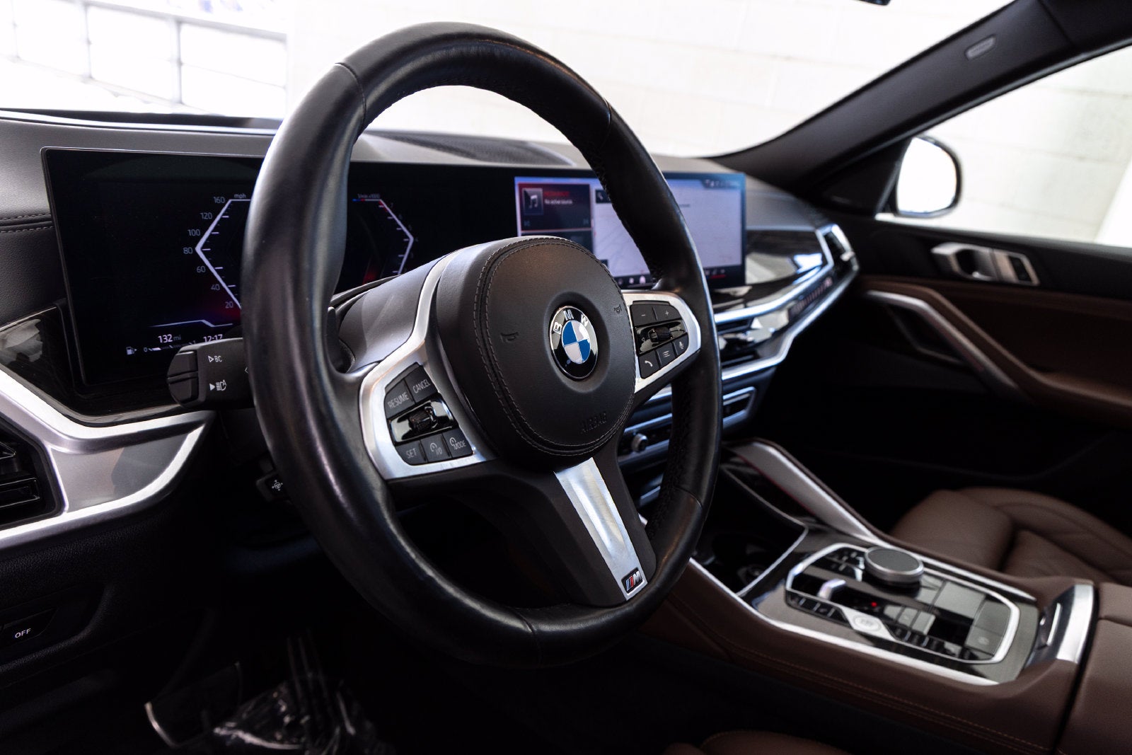 2024 BMW X6 xDrive40i