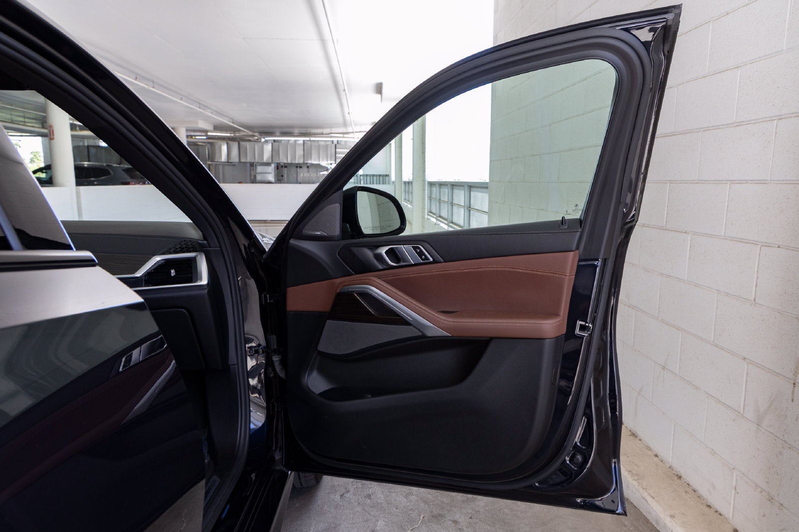 2024 BMW X6 xDrive40i