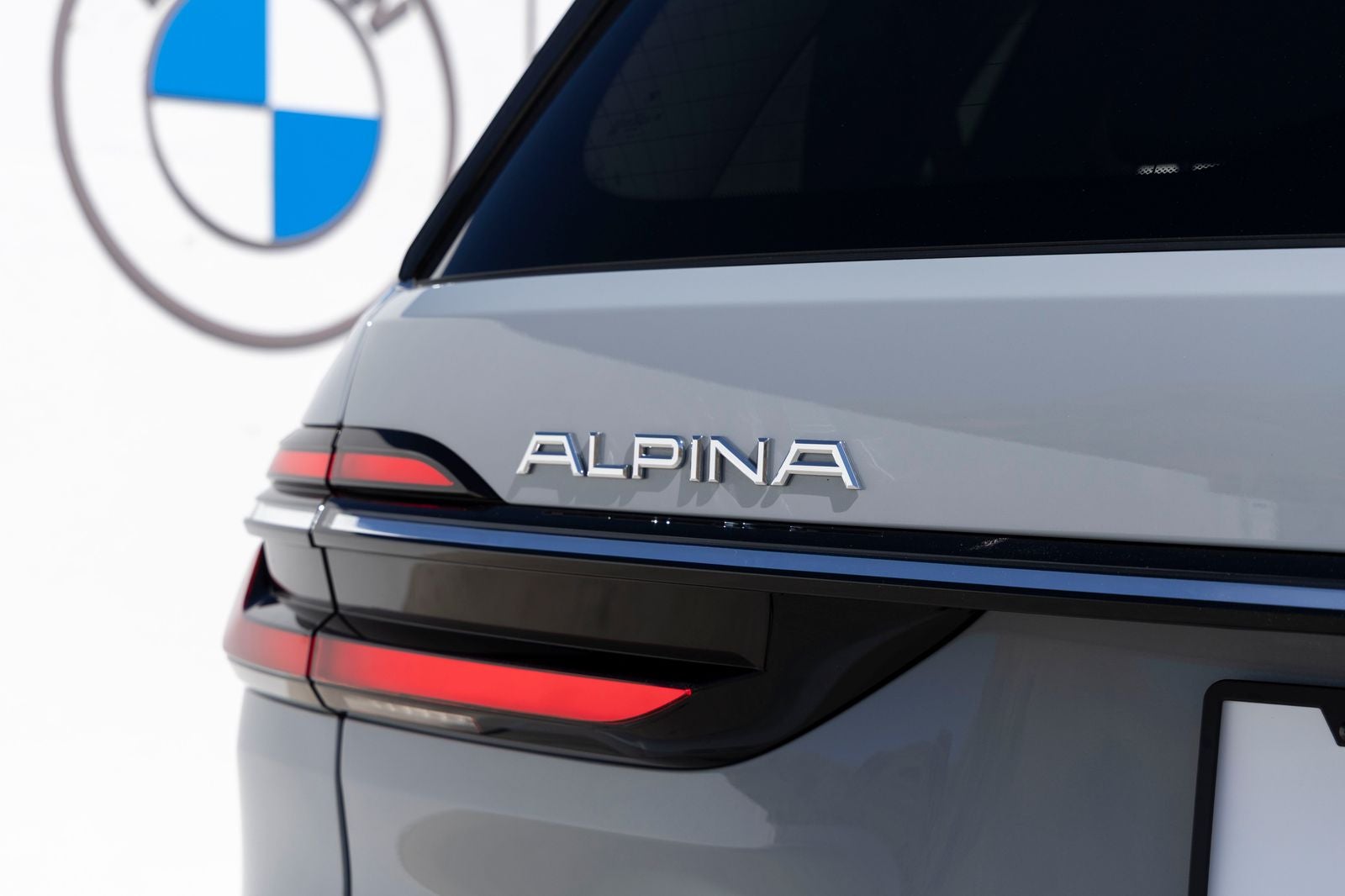 2024 BMW X7 ALPINA XB7 - Photo 11