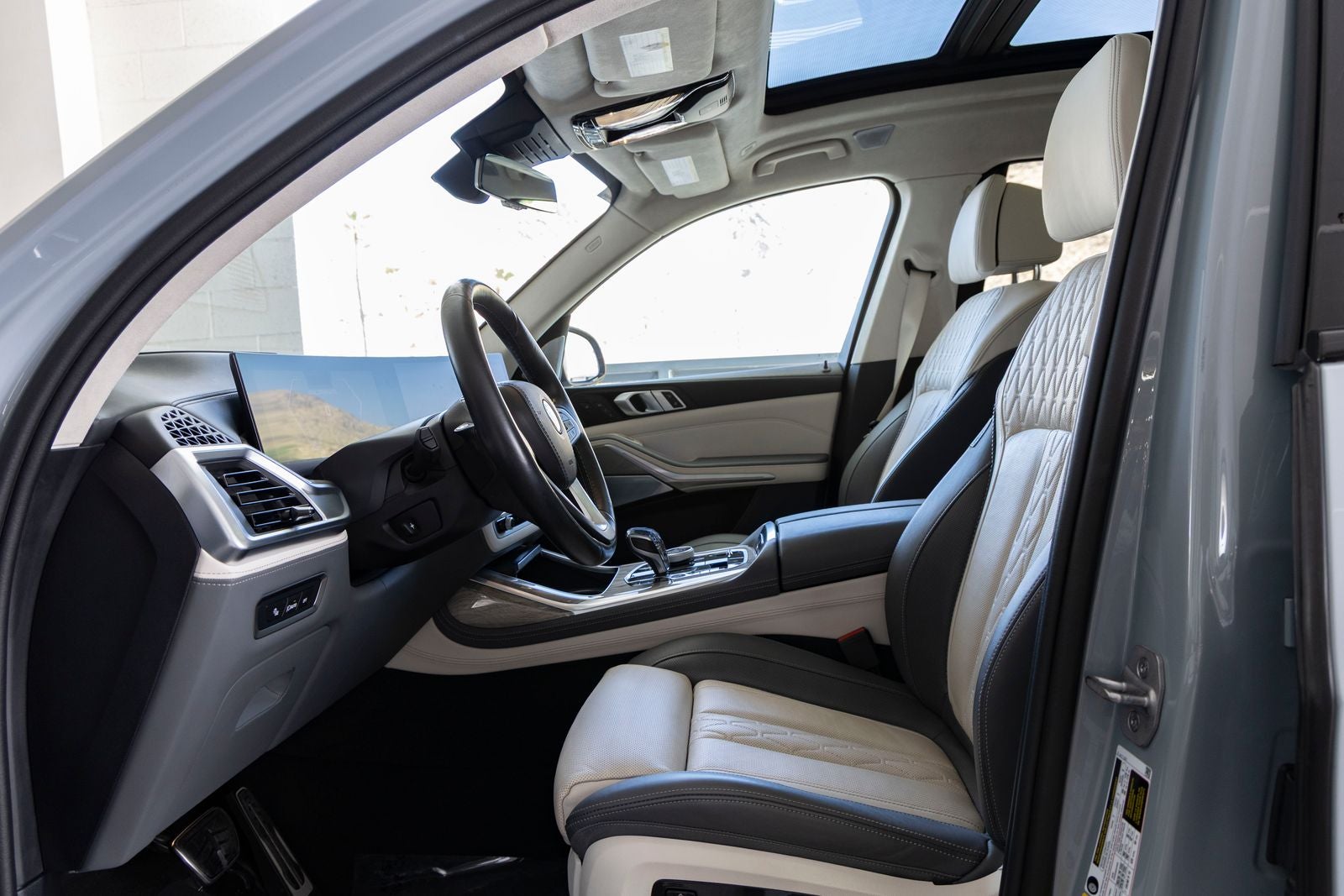 2024 BMW X7 ALPINA XB7 - Photo 18