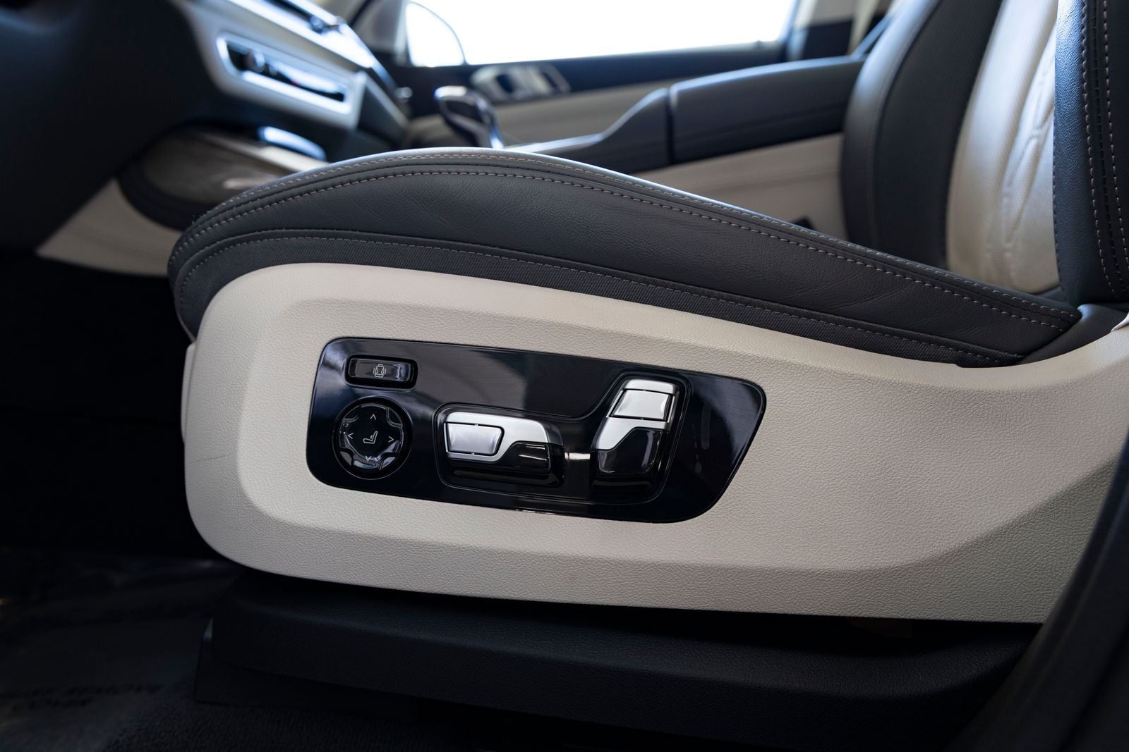 2024 BMW X7 ALPINA XB7 - Photo 19