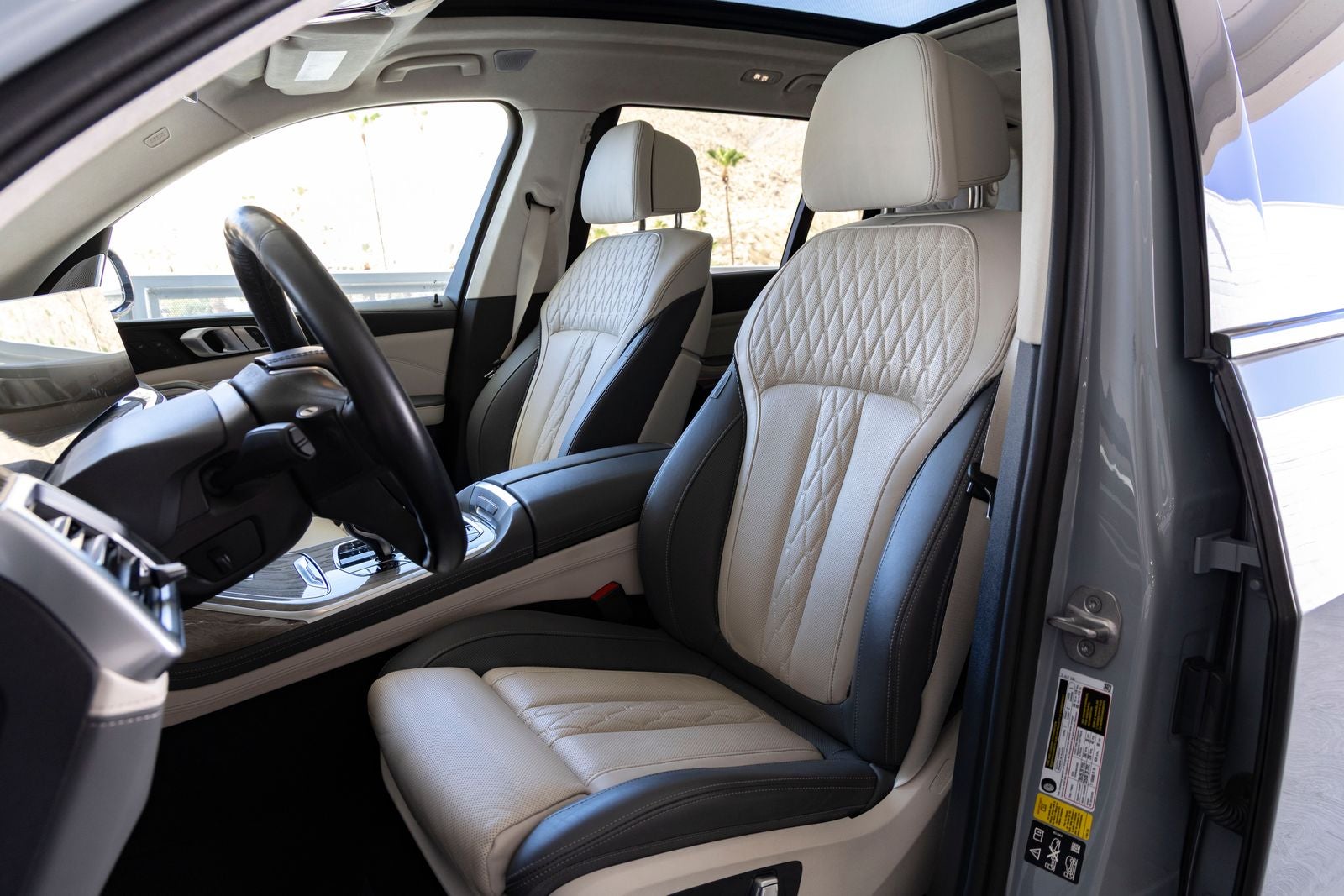2024 BMW X7 ALPINA XB7 - Photo 27