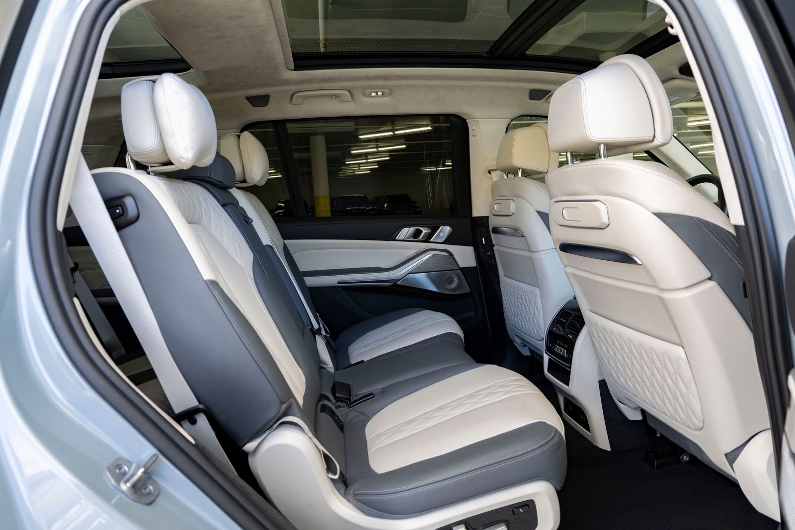 2024 BMW X7 ALPINA XB7 - Photo 34