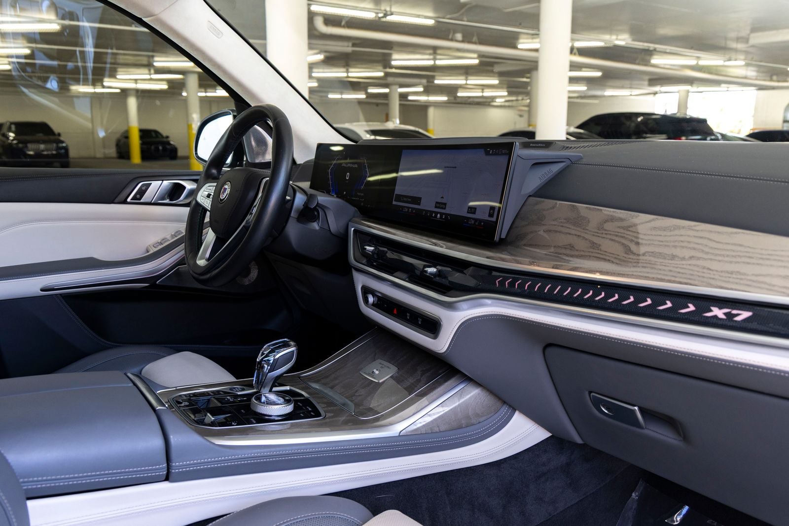 2024 BMW X7 ALPINA XB7 - Photo 38