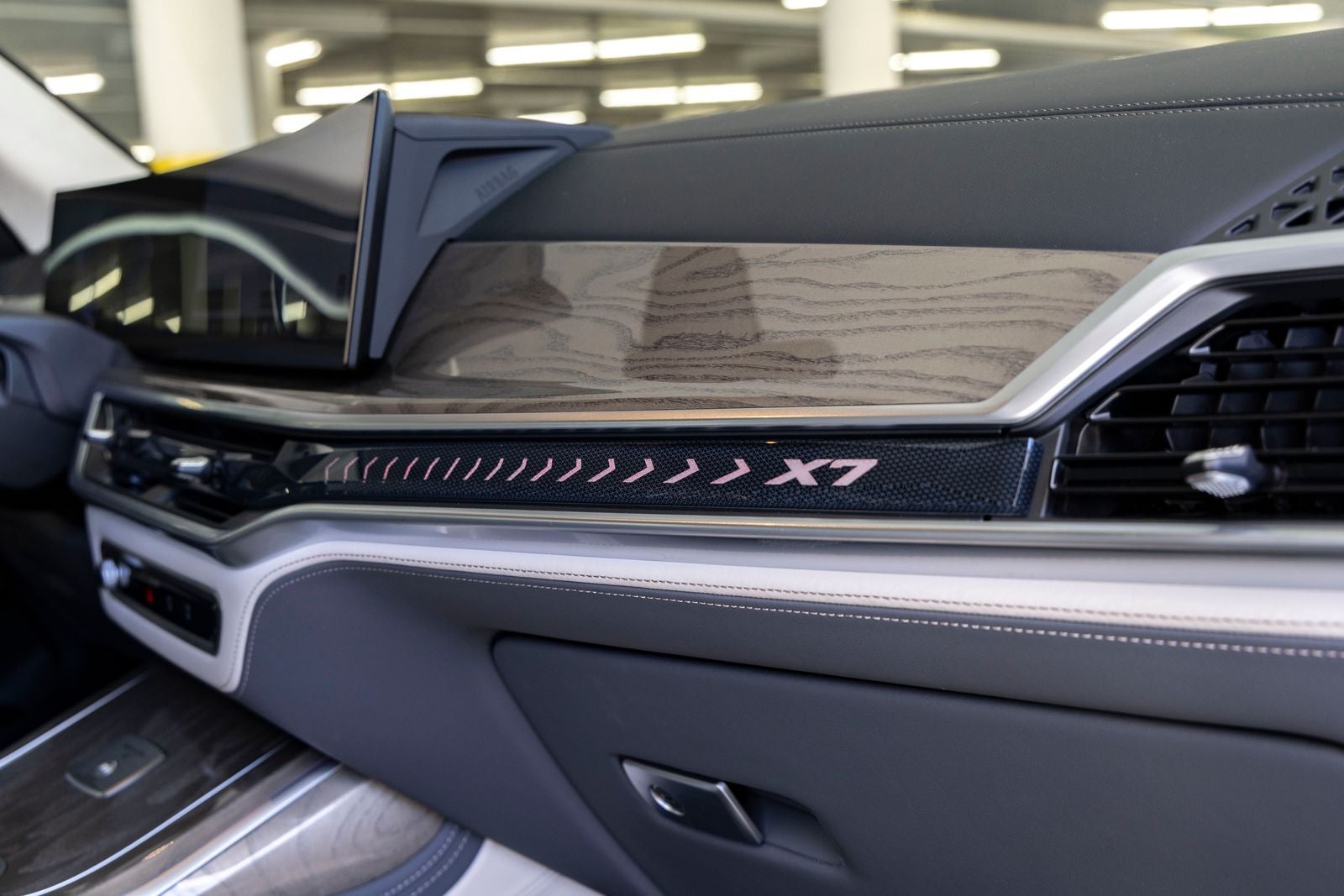 2024 BMW X7 ALPINA XB7 - Photo 40