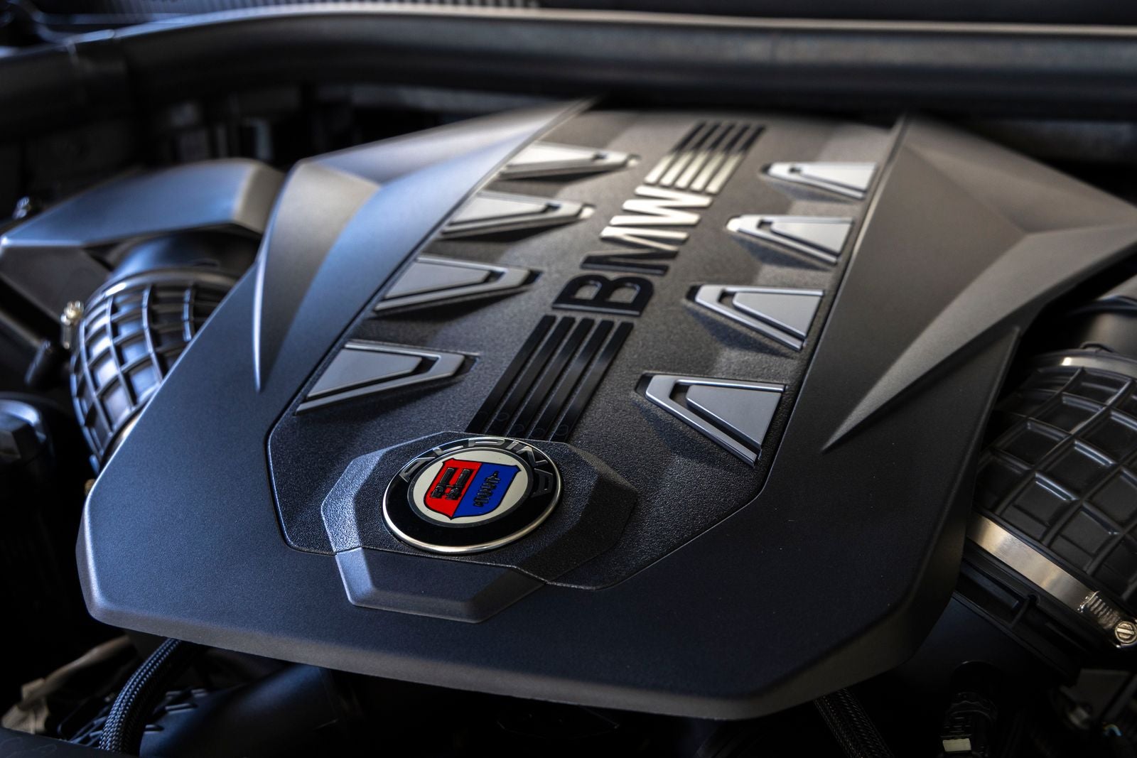 2024 BMW X7 ALPINA XB7 - Photo 43