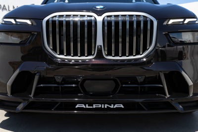 2023 BMW X7 ALPINA XB7