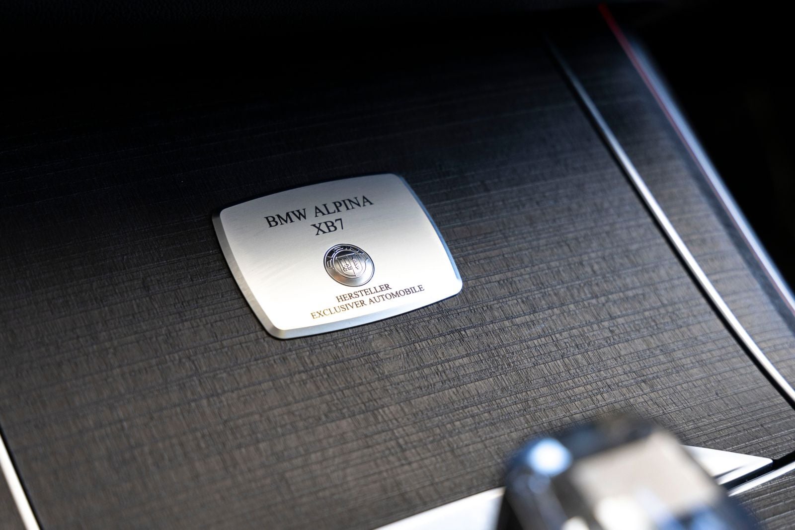 2023 BMW X7 ALPINA XB7