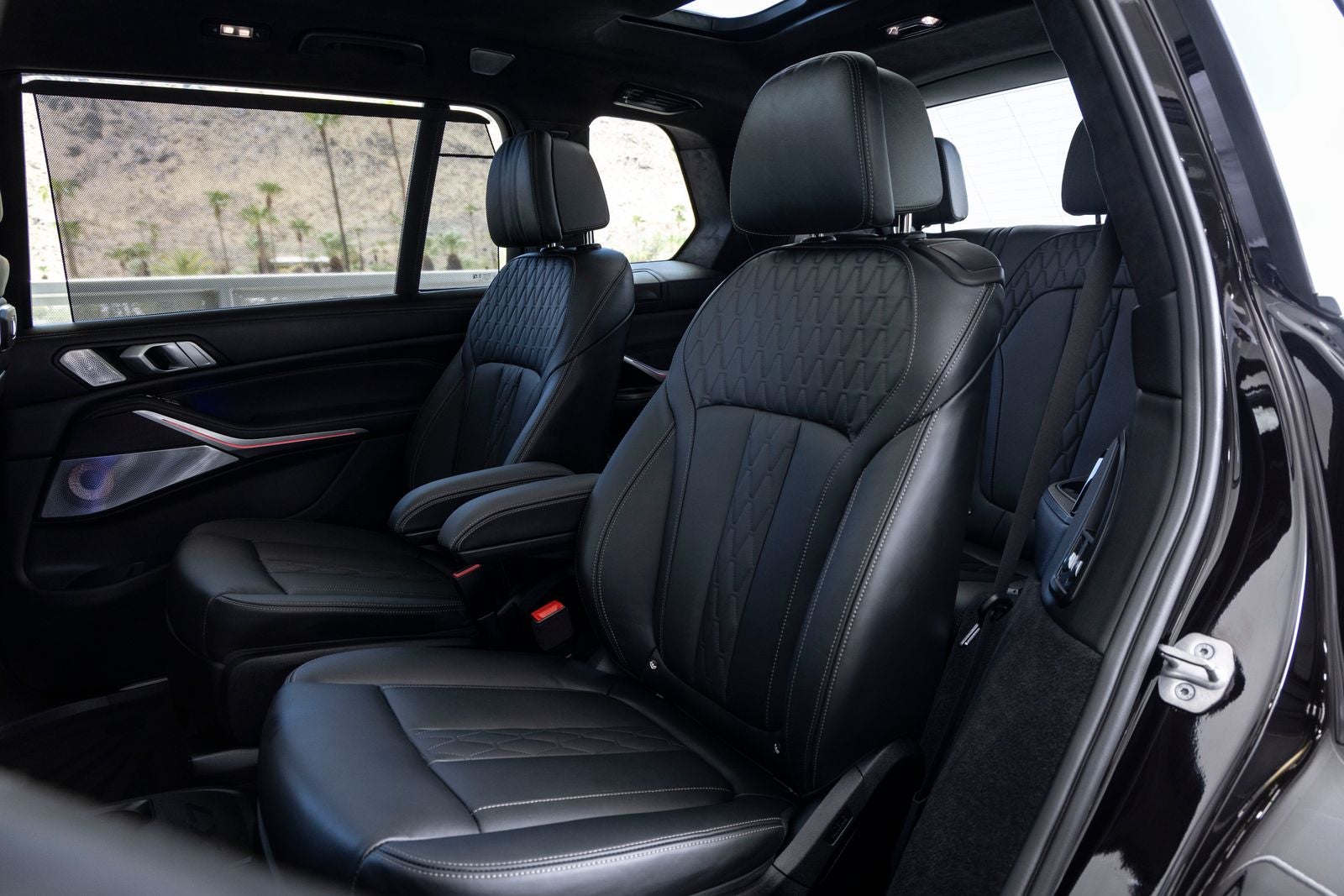 2023 BMW X7 ALPINA XB7