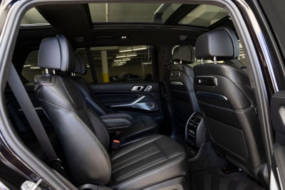 2023 BMW X7 ALPINA XB7