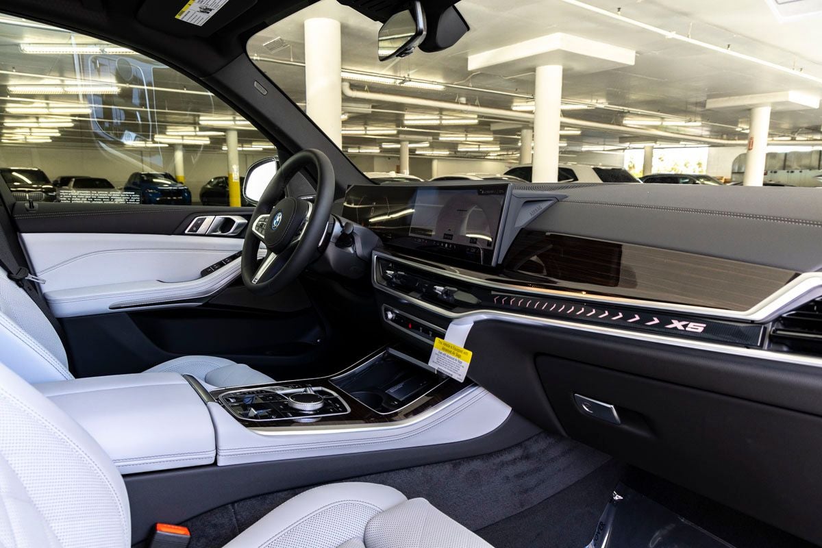 2026 BMW X5 xDrive50e