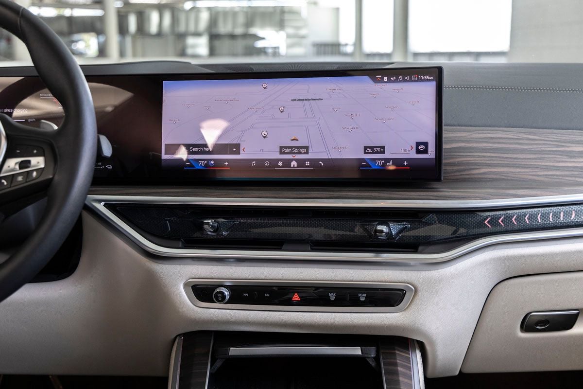 2025 BMW X5 xDrive50e