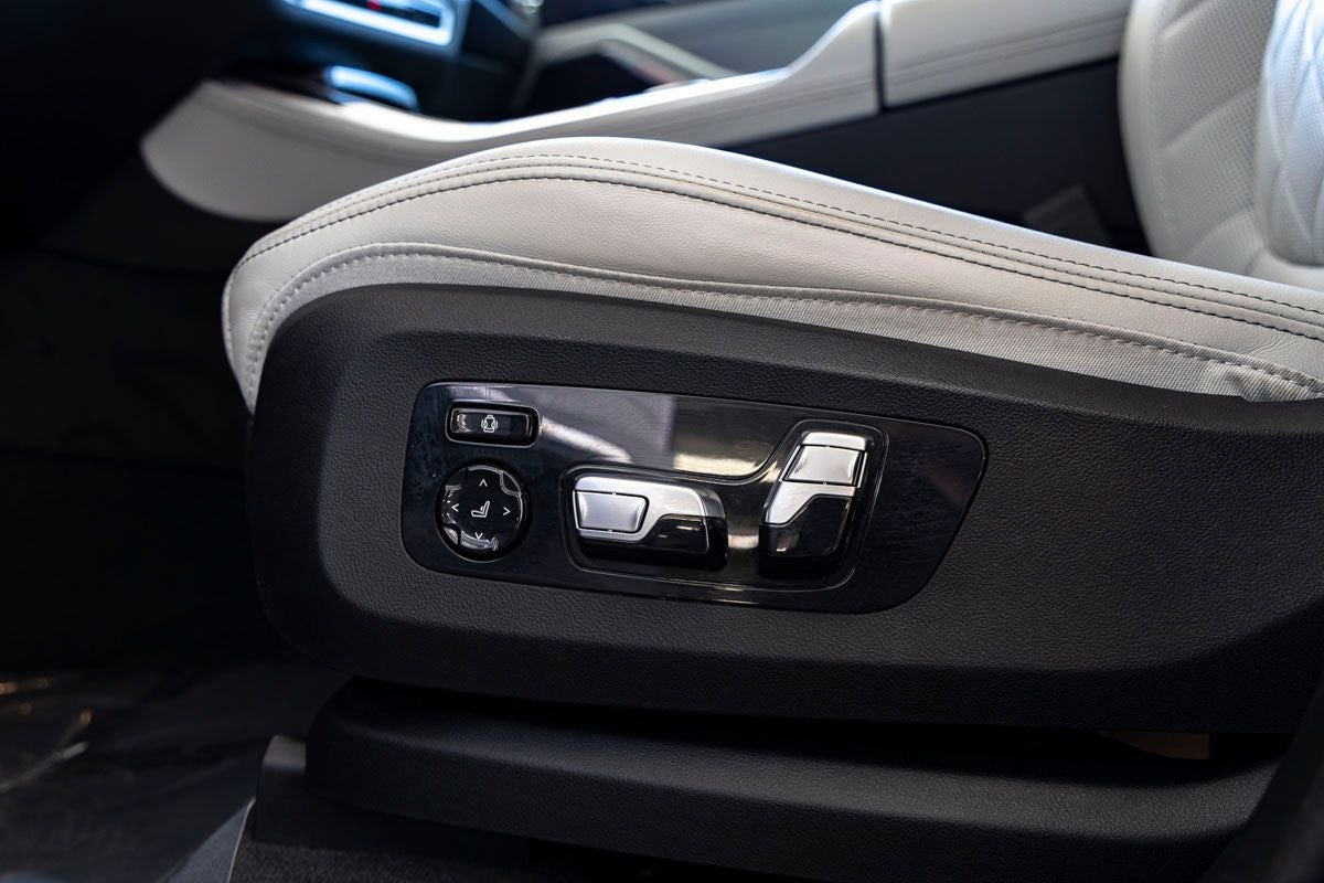 2024 BMW X5 xDrive50e