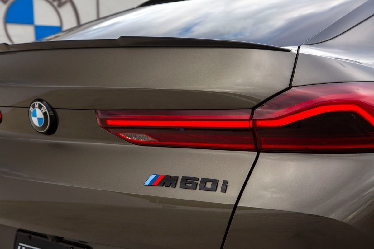 2026 BMW X6 M60i