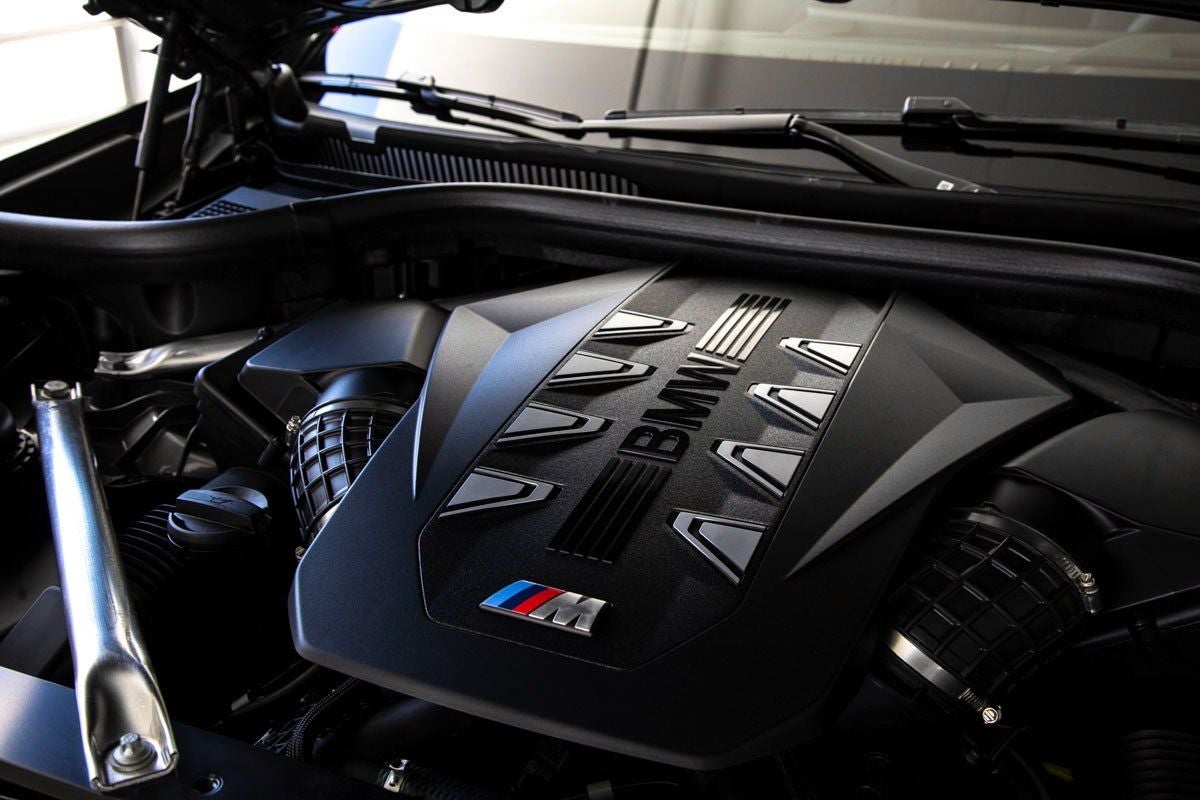 2026 BMW X6 M60i