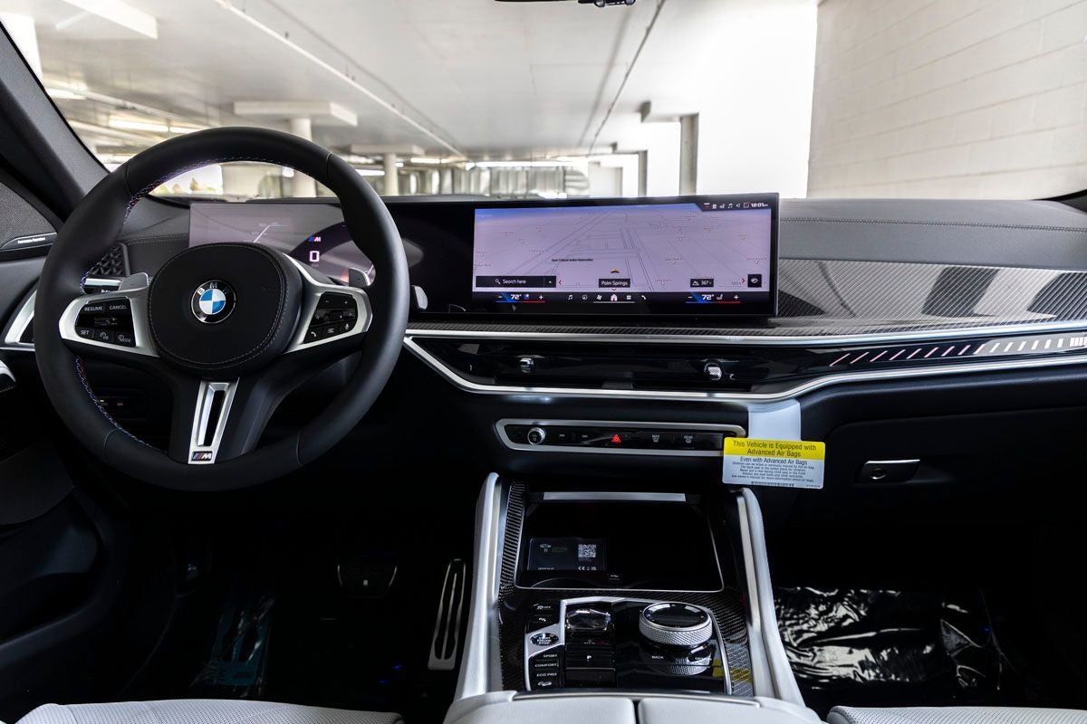 2027 BMW X6 M60i