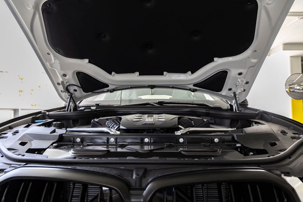 2027 BMW X6 M60i