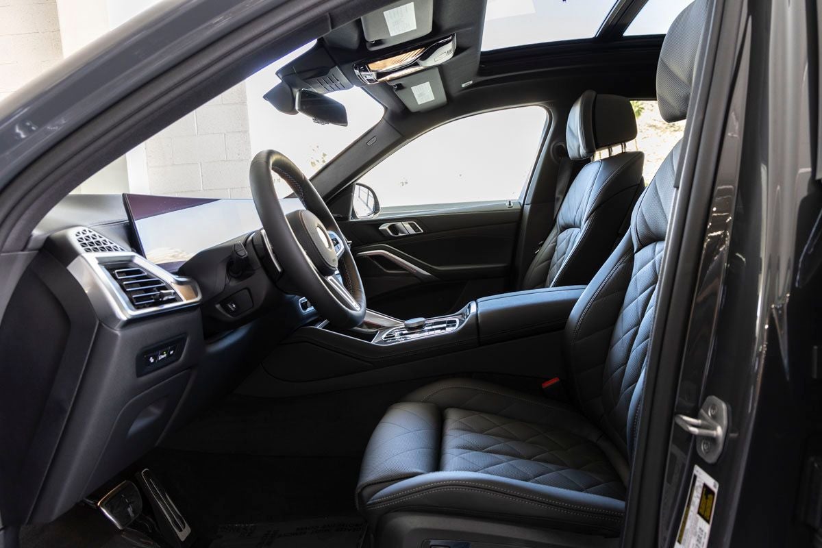 2026 BMW X6 M60i