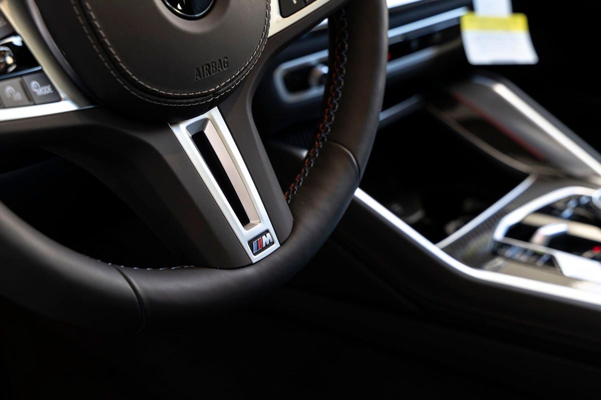 2026 BMW X6 M60i