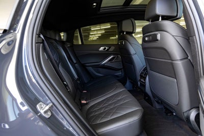 2026 BMW X6 M60i