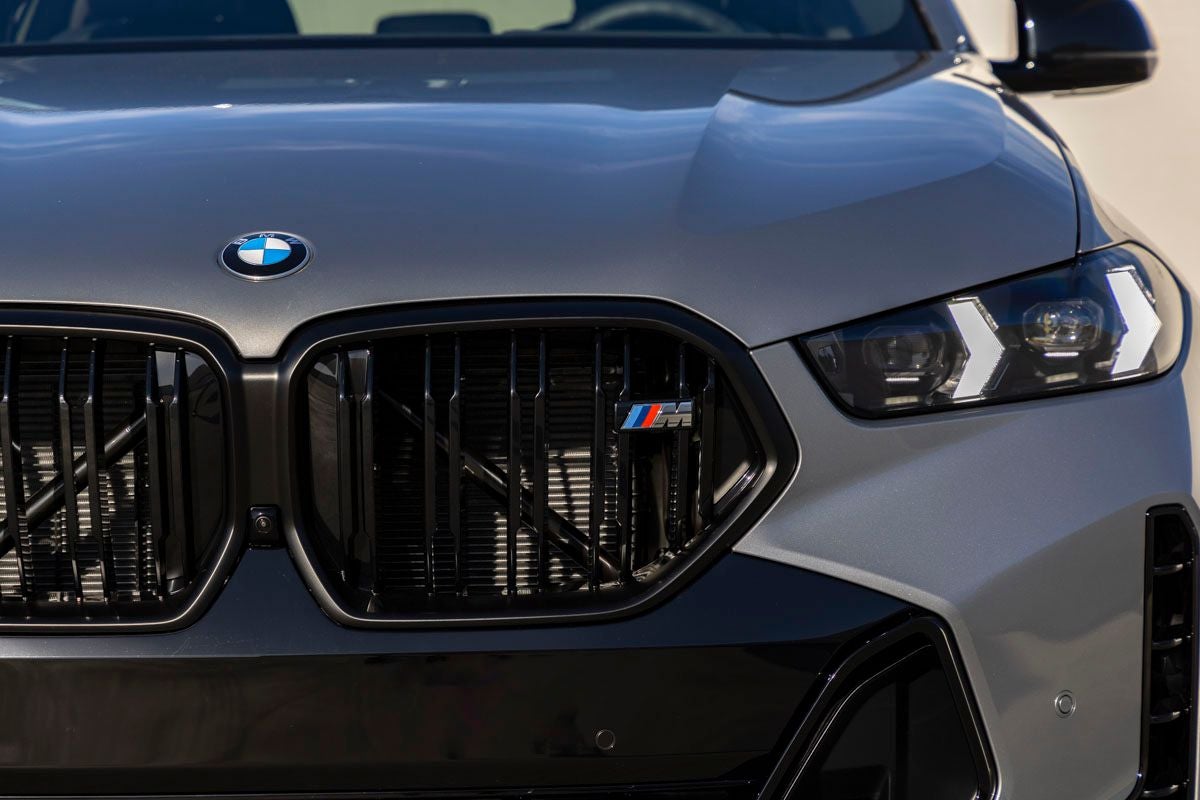 2027 BMW X6 M60i