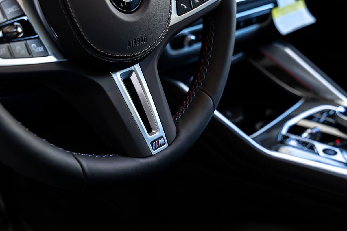 2027 BMW X6 M60i