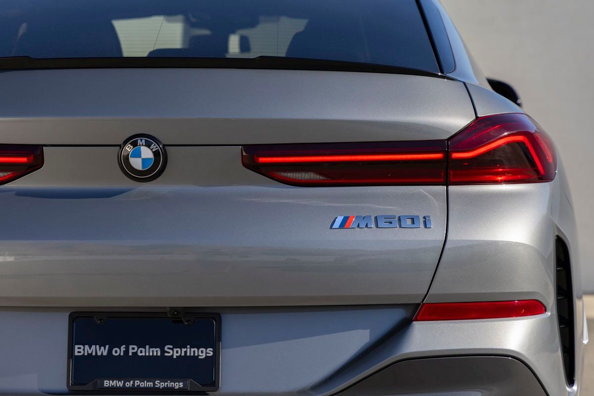 2027 BMW X6 M60i