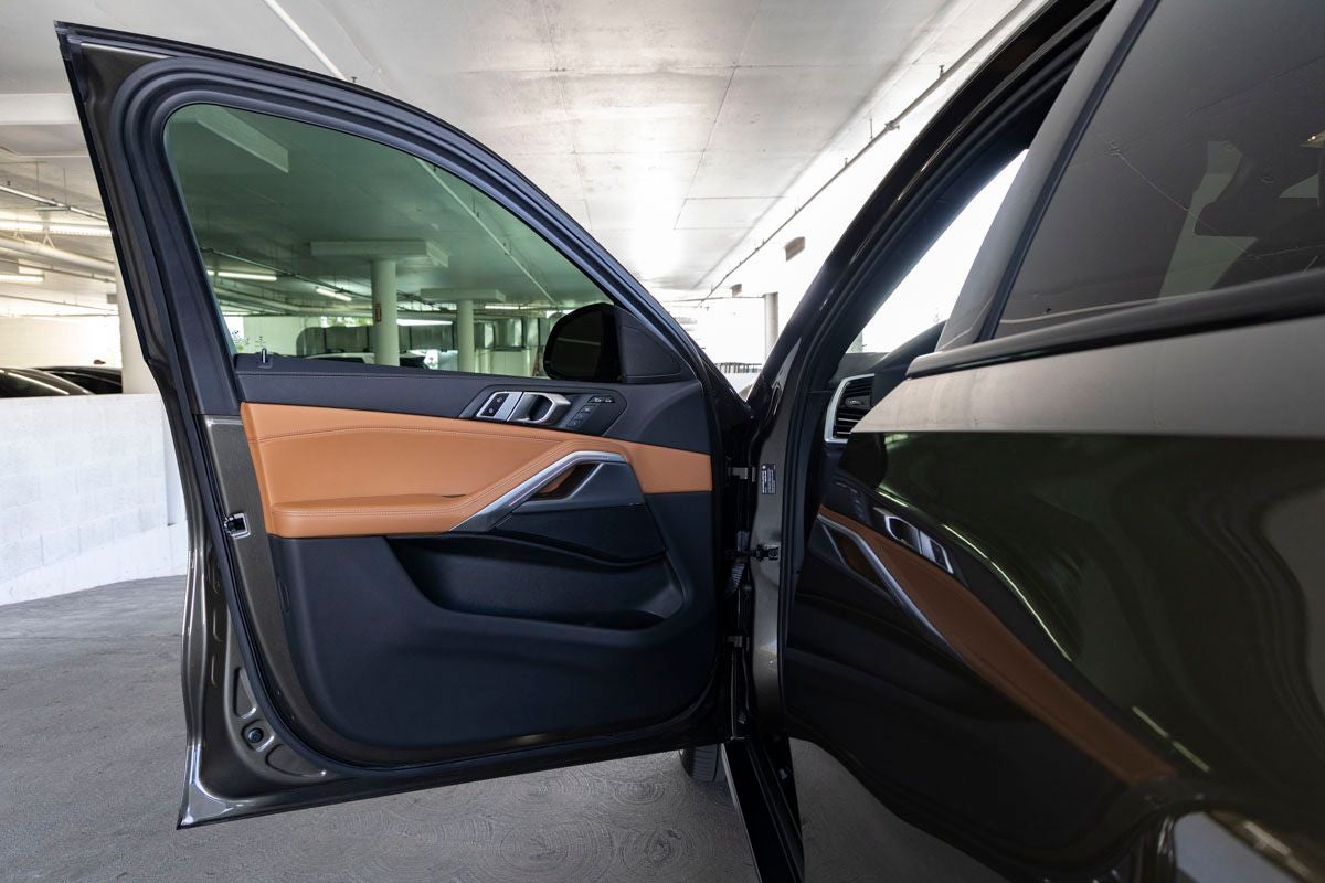 2022 BMW X6 xDrive40i