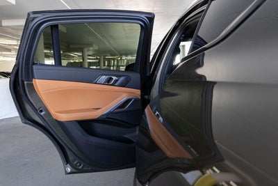 2022 BMW X6 xDrive40i