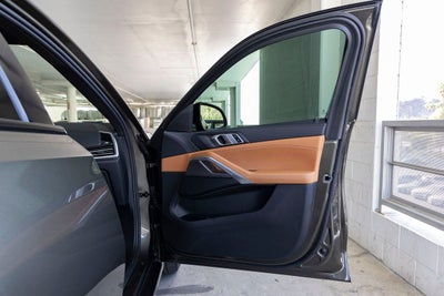 2022 BMW X6 xDrive40i