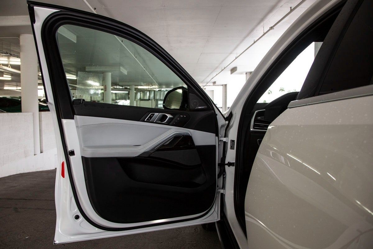 2023 BMW X6 xDrive40i