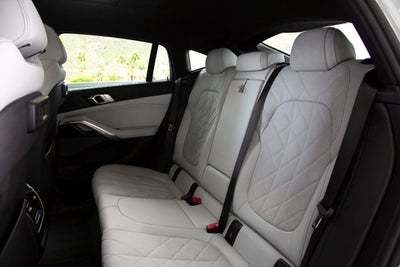 2023 BMW X6 xDrive40i