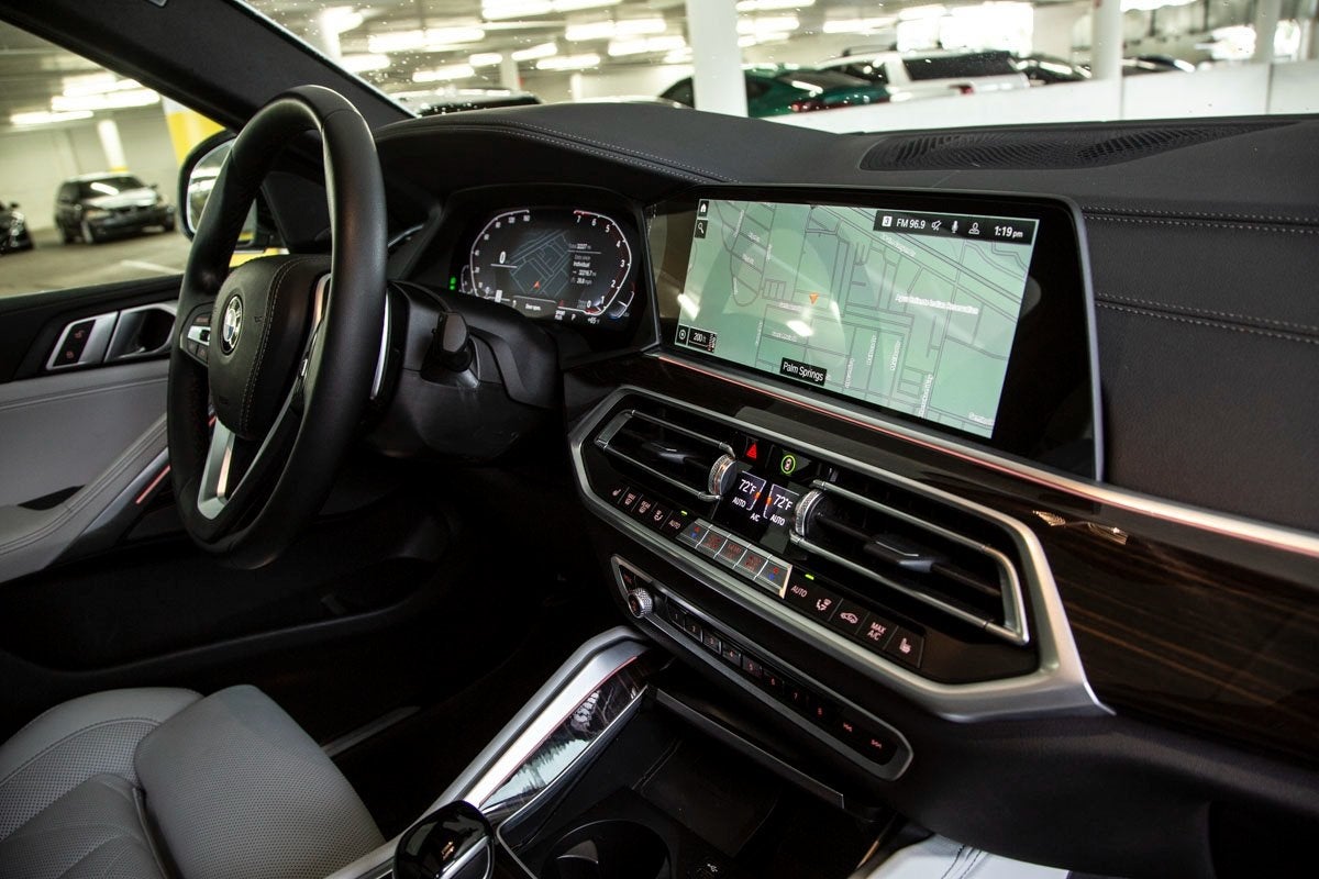 2023 BMW X6 xDrive40i